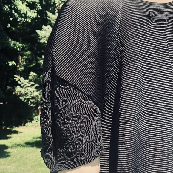 N By Nancy Short Sleeve Black Mini Dress Embossed Decorative Detail Size S - Picture 4 of 7